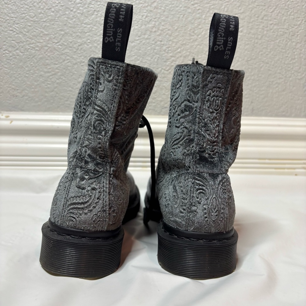 Dr Martens Brocade Velvet Lace Up Combat Boots Grey Silver Paisley Women's 8 - Picture 5 of 10